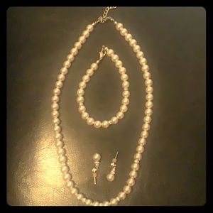 Pearl Necklace, Bracelet, Earrings Set